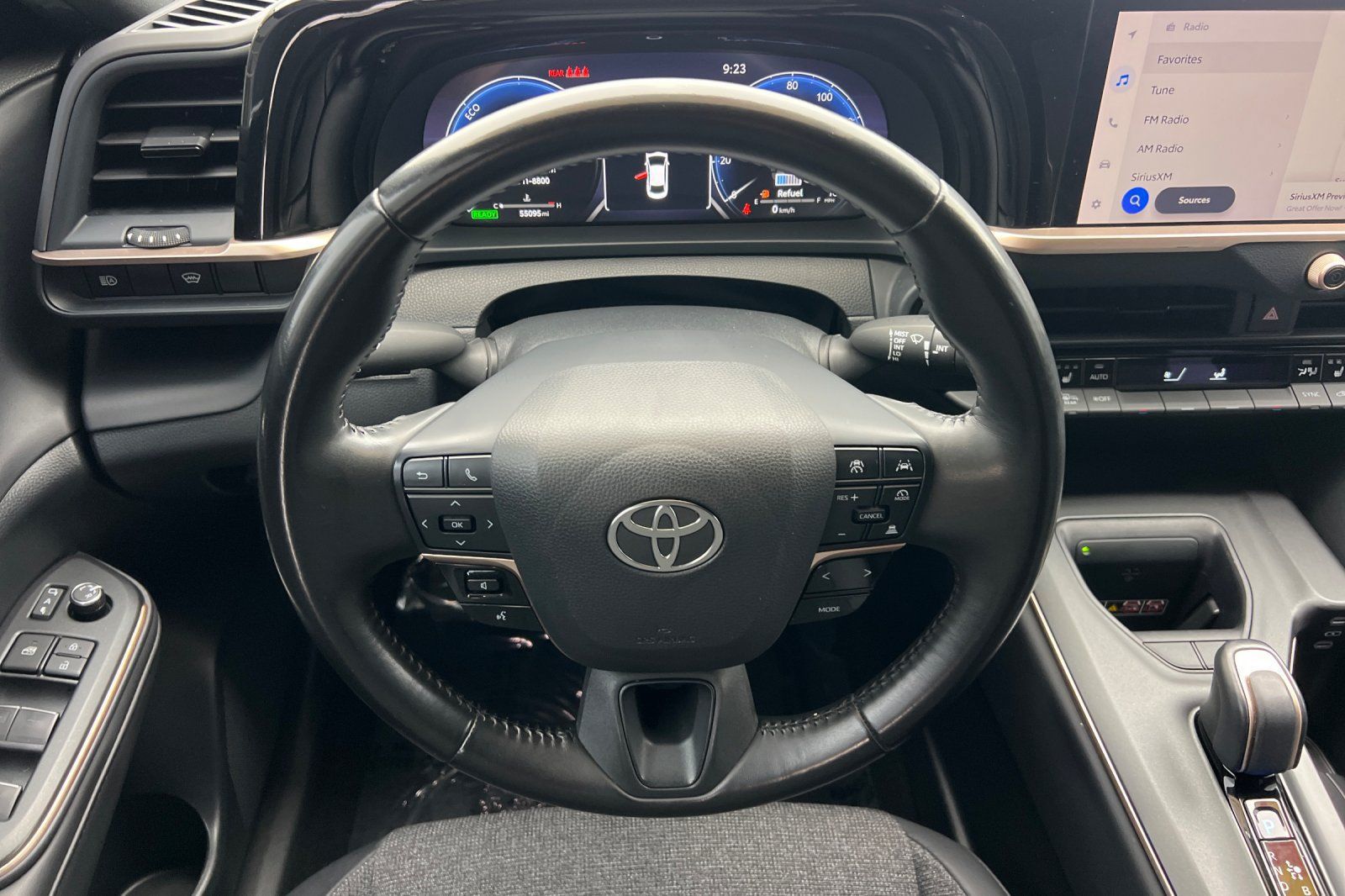 Certified 2023 Toyota Crown AWD/4WD image 14