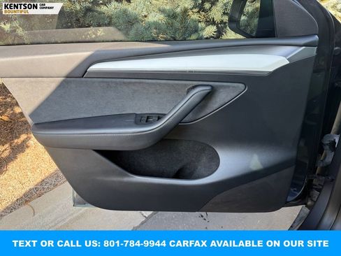 Used 2023 Tesla Model Y Long Range image 16