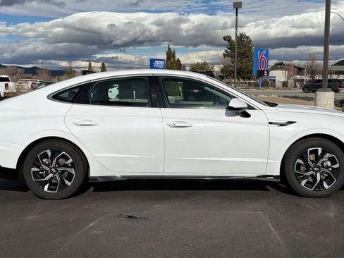 Used 2024 Hyundai Sonata SEL image 2