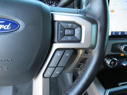 Used 2022 Ford F350 Platinum w/ FX4 Off-Road Package image 21