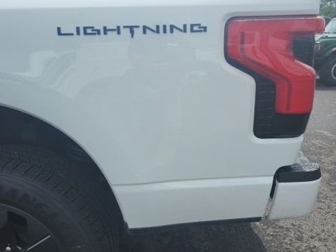 New 2025 Ford F150 Lightning Lariat image 21