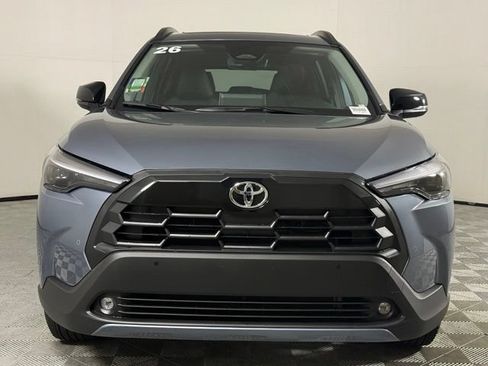 Used 2026 Toyota Corolla Cross XLE w/ Convenience Package FWD image 11