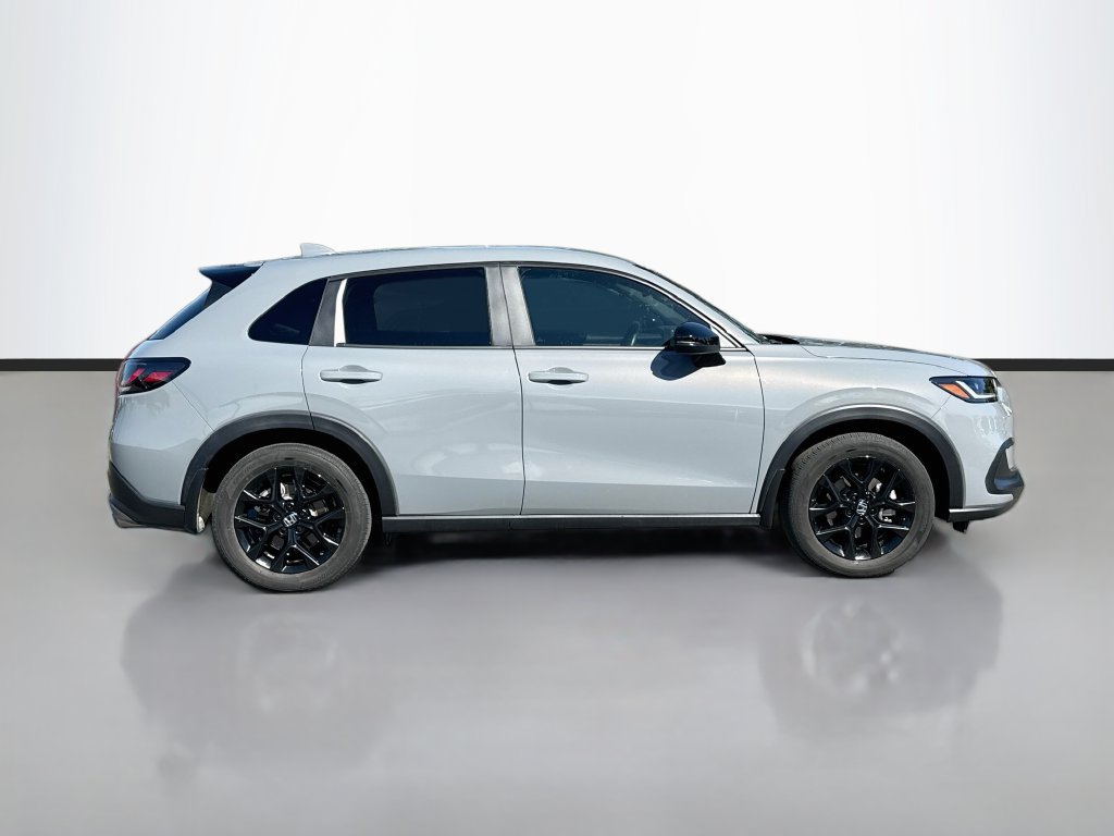 Used 2025 Honda HR-V Sport image 8