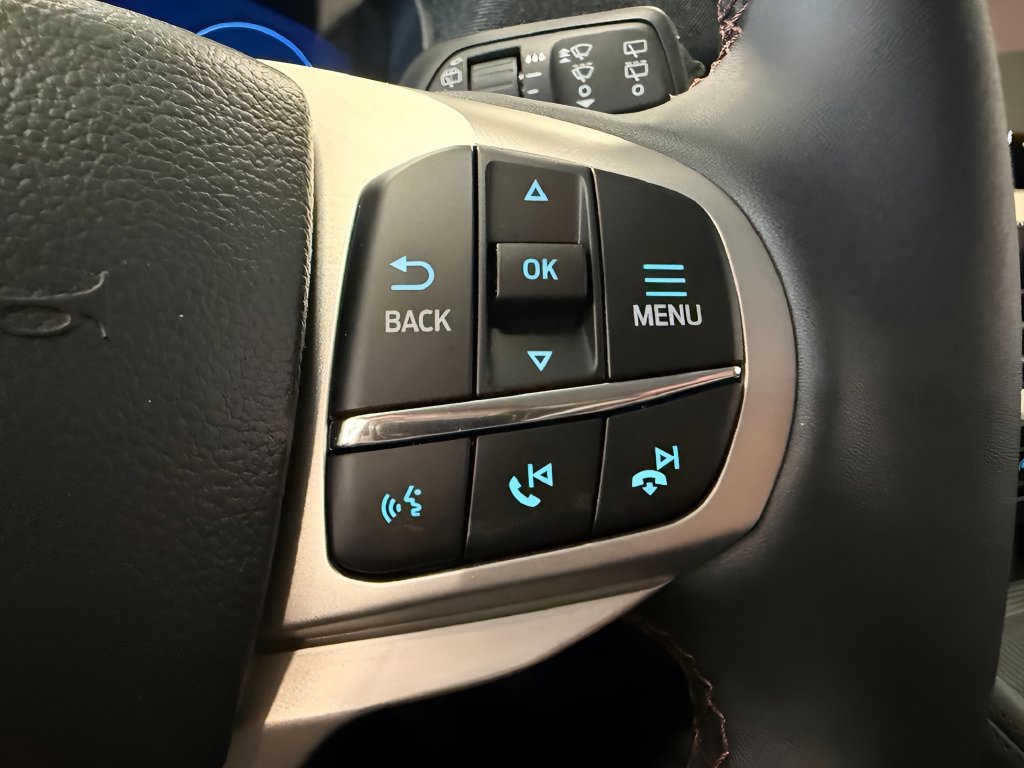 New 2026 Ford Explorer Active w/ Active Comfort Package AWD/4WD image 25