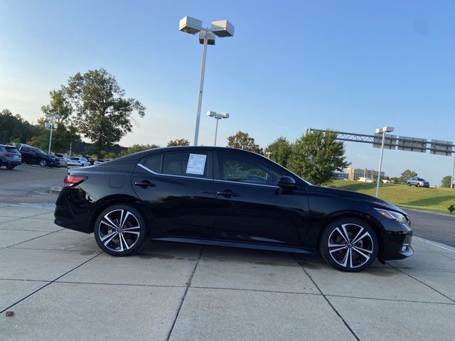 Used 2020 Nissan Sentra SR w/ Premium Package FWD image 13