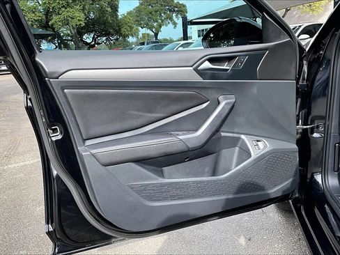 Used 2023 Volkswagen Jetta Sport image 21