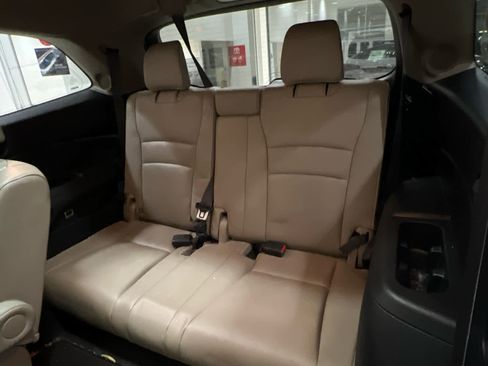 Used 2018 Honda Pilot Elite image 11