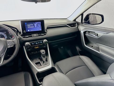 Certified 2025 Toyota RAV4 XLE Premium image 23