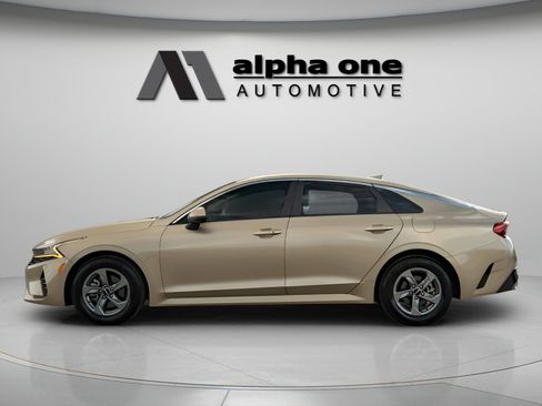 Used 2022 Kia K5 LXS FWD image 12