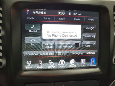 Used 2018 Jeep Cherokee Latitude Plus image 8