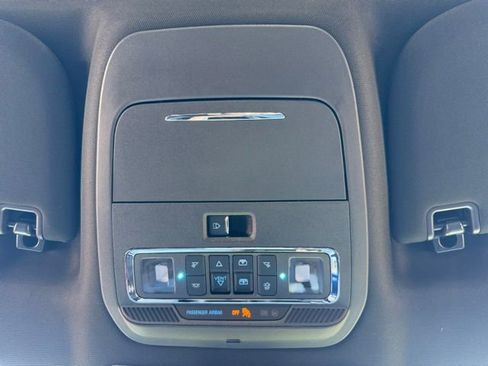 New 2025 Ford F150 Lightning Lariat image 40