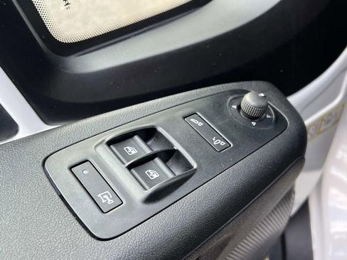 Used 2024 RAM ProMaster 1500 w/ Convenience Group image 12