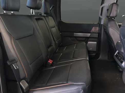 New 2026 Ford F250 Lariat w/ Black Appearance Package AWD/4WD image 24