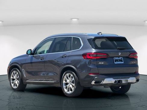 Used 2021 BMW X5 xDrive40i w/ Parking Assistance Package AWD/4WD image 5