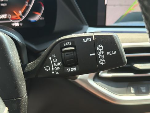 Used 2019 BMW X7 xDrive50i w/ Premium Package AWD/4WD image 34