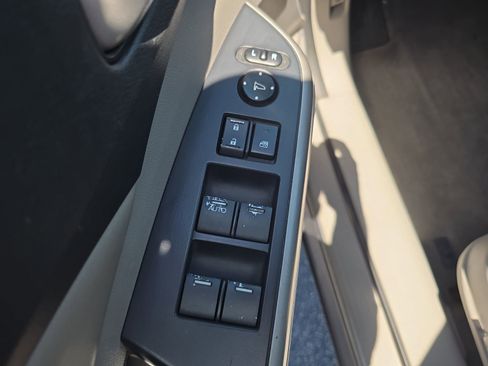 Used 2012 Honda CR-V EX-L image 14