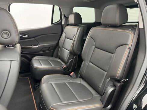 Used 2023 GMC Acadia AT4 image 44