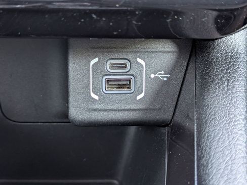 Used 2023 Jeep Compass Latitude w/ Convenience Group AWD/4WD image 22