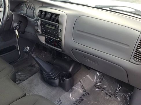 Used 2011 Ford Ranger XLT image 24