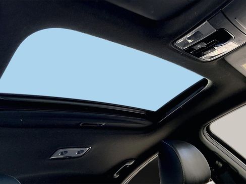 Used 2023 Kia Forte GT-Line w/ GT-Line Premium Package image 17