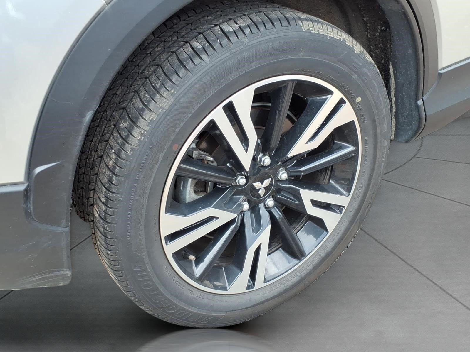 Used 2025 Mitsubishi Eclipse Cross SE AWD/4WD image 5