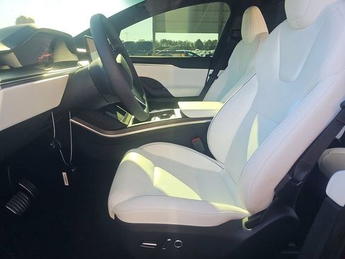 Used 2024 Tesla Model X Plaid AWD/4WD image 30