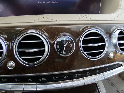 Used 2018 Mercedes-Benz S 560 Sedan image 56