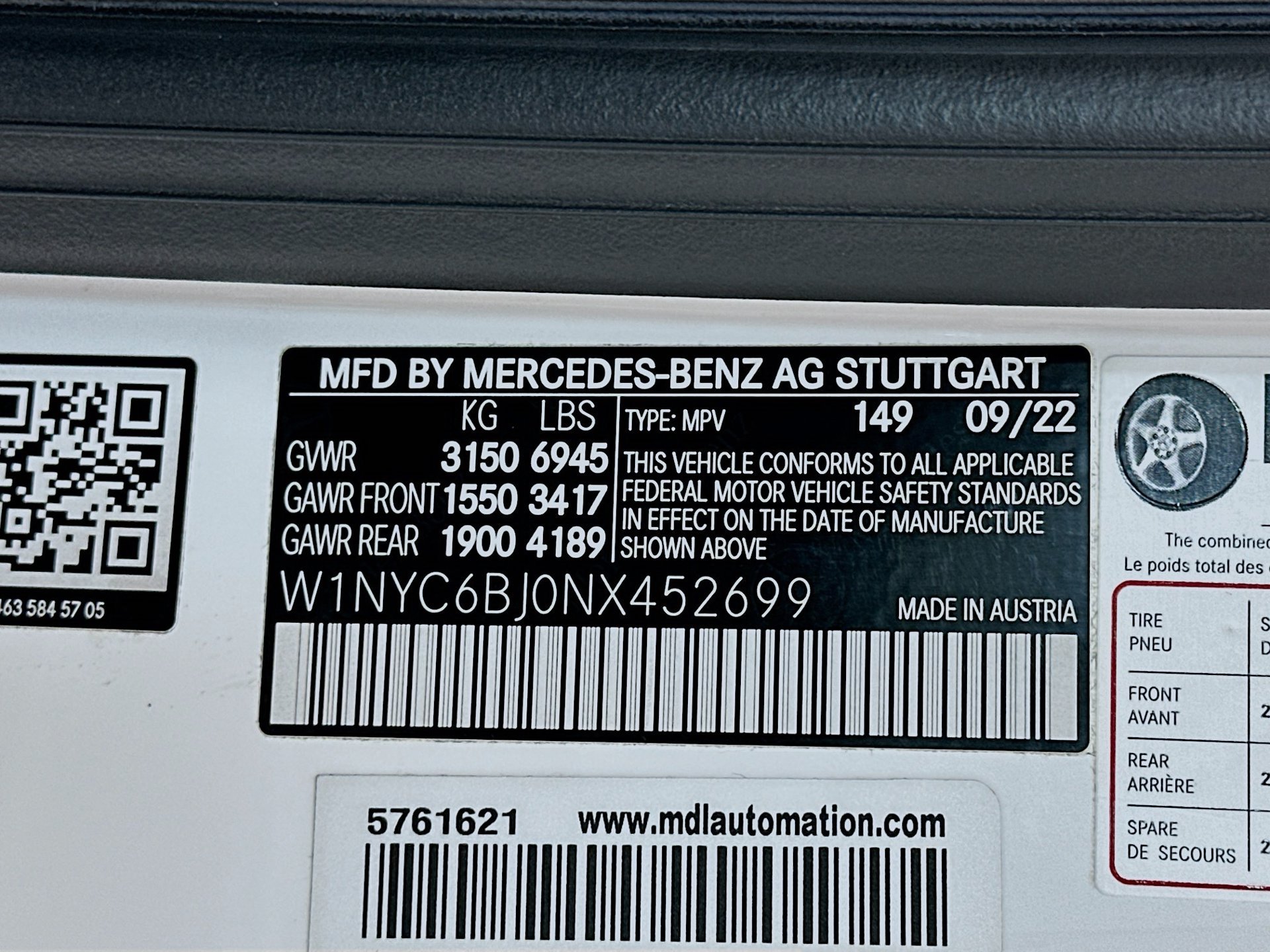 Used 2022 Mercedes-Benz G 550 image 36