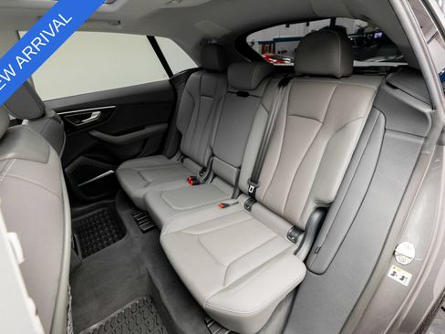 Used 2023 Audi Q8 Premium Plus w/ Premium Plus Package AWD/4WD image 15