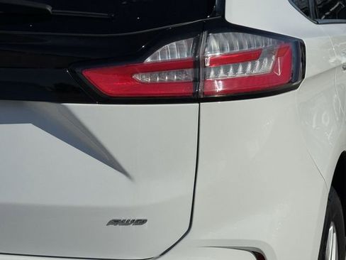 Certified 2024 Ford Edge SEL image 5