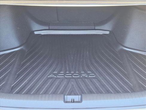 Used 2025 Honda Accord SE image 6