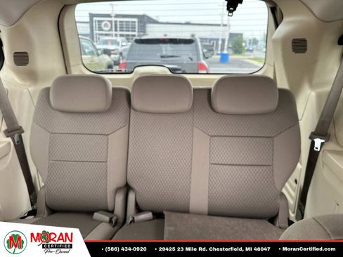 Used 2010 Chrysler Town & Country Touring w/ Family Value Group FWD image 16