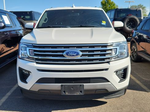 Used 2020 Ford Expedition Max XLT RWD image 2