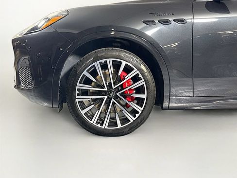 Used 2025 Maserati Grecale Modena AWD/4WD image 49