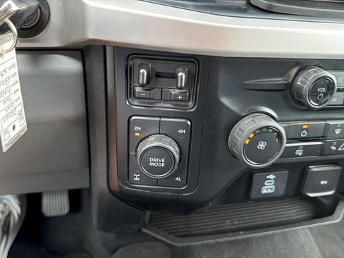 Used 2024 Ford F250 XLT w/ FX4 Off-Road Package AWD/4WD image 18