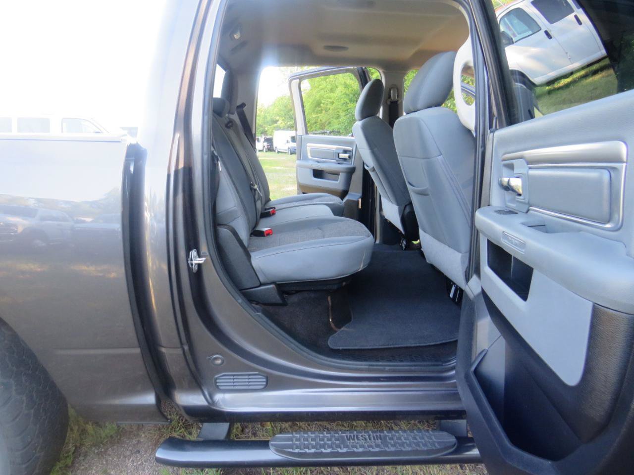 Used 2017 RAM 1500 Big Horn AWD/4WD image 25