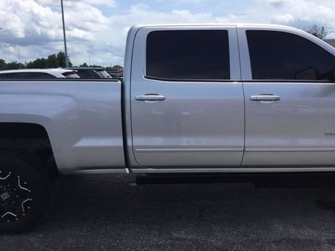 Used 2015 Chevrolet Silverado 2500 LT w/ LT Convenience Package AWD/4WD image 10