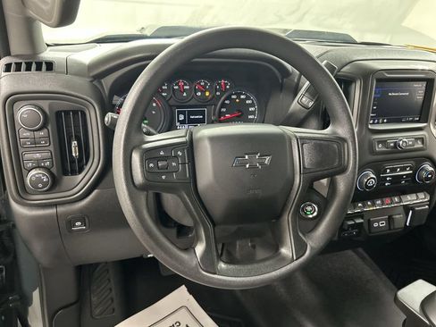 Certified 2025 Chevrolet Silverado 1500 Custom Trail Boss AWD/4WD image 4