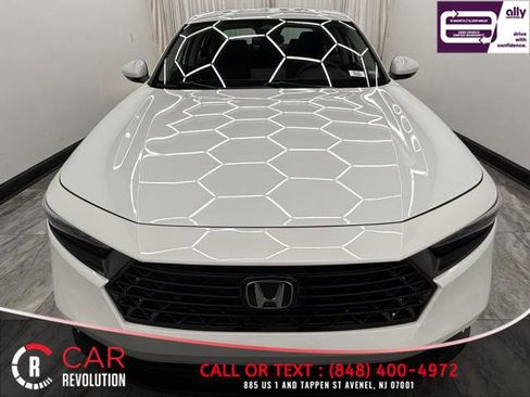 Used 2024 Honda Accord EX image 2