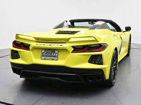 Used 2023 Chevrolet Corvette Stingray Premium Conv w/ Z51 Performance Package RWD image 6