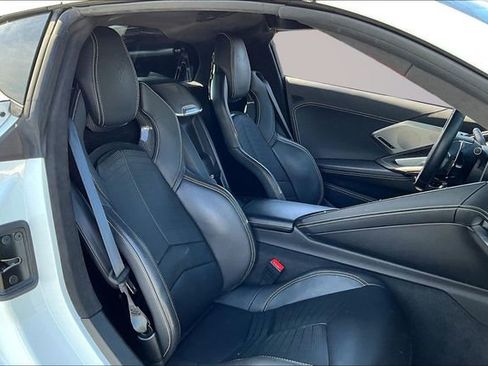 Used 2025 Chevrolet Corvette Stingray Premium Cpe w/ 3LT image 26