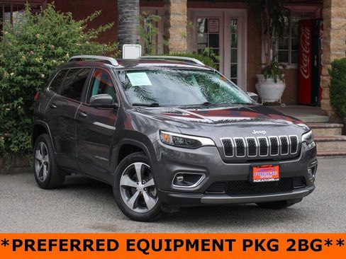 Used 2020 Jeep Cherokee Limited image 2