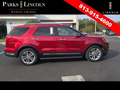 Used 2018 Ford Explorer Limited w/ Equipment Group 301A image 3