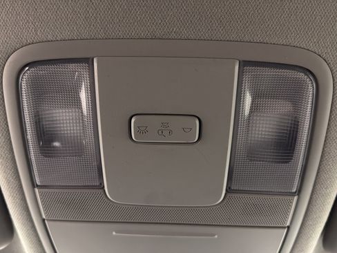 Used 2021 Kia Soul LX image 25