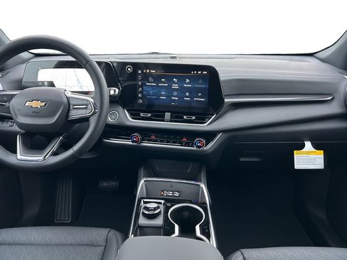 New 2026 Chevrolet Equinox LT w/ Convenience Package II image 12