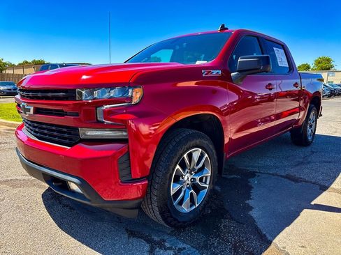 Used 2021 Chevrolet Silverado 1500 RST w/ Z71 Off-Road Package AWD/4WD image 3