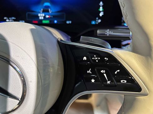 Certified 2023 Mercedes-Benz EQS 580 4MATIC SUV image 30