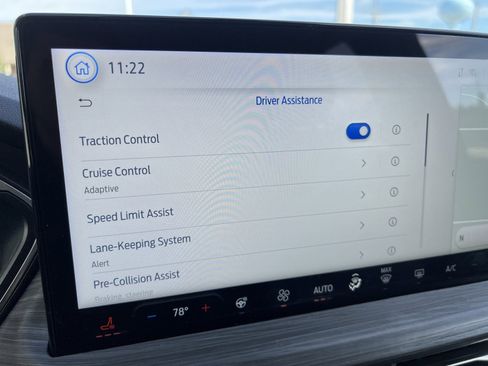 Used 2023 Ford Escape Platinum image 24