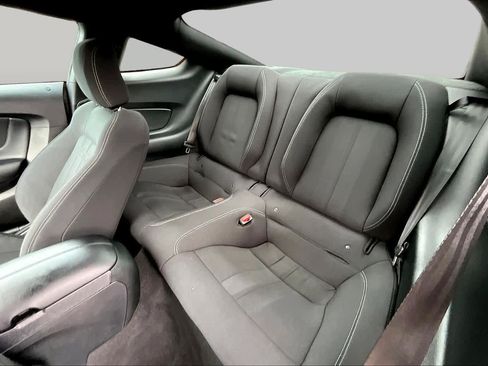 Used 2022 Ford Mustang Coupe RWD image 21