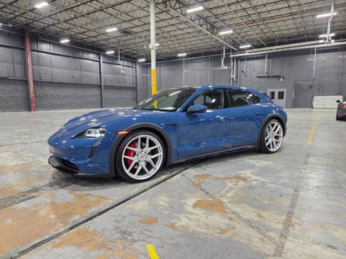 Used 2023 Porsche Taycan 4S AWD/4WD image 62